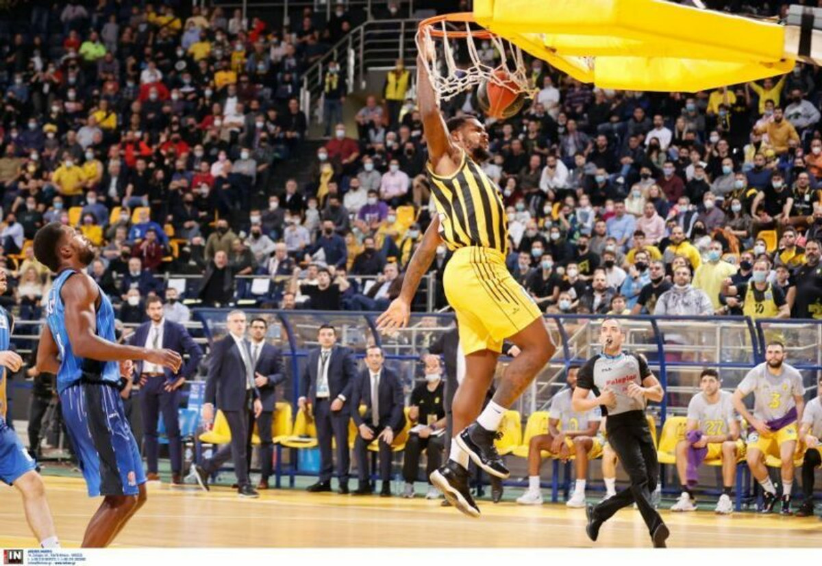 Για δεύτερη συνεχόμενη εβδομάδα MVP της Stoiximan Basket League ο Τζέιμς Κέλι