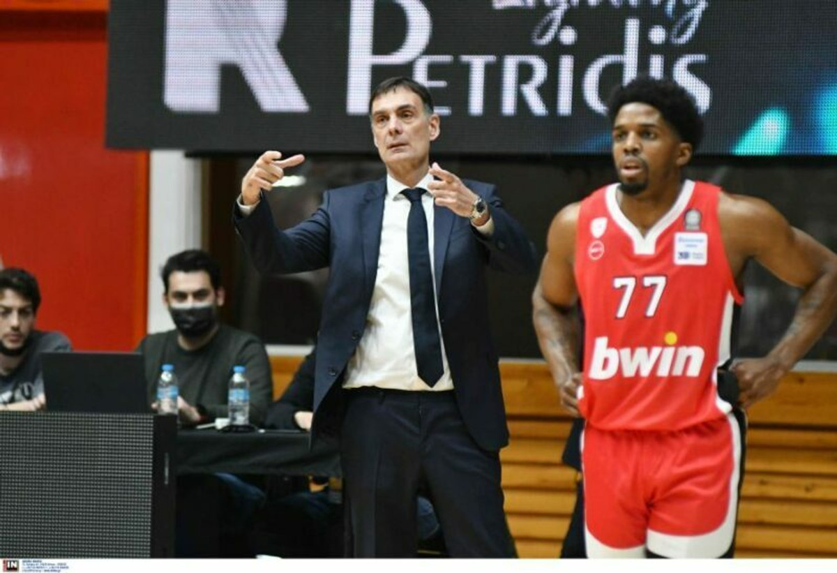 Μπαρτζώκας: &quot;Δεν υπάρχει κούραση&quot; - ΜακΚίσικ: &quot;Δύσκολη σειρά με Μονακό&quot; (vids)