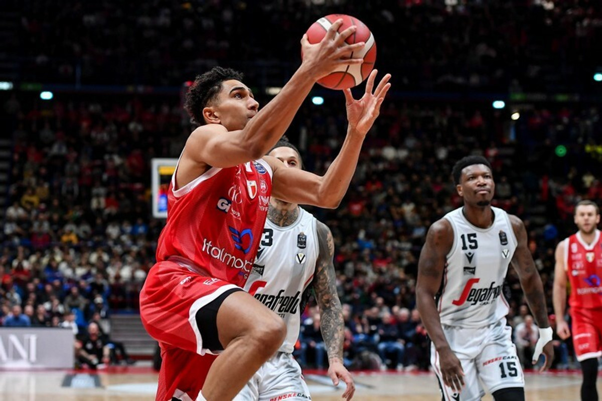 Lega Basket: Πήρε το ντέρμπι η Μιλάνο, 82-80 τη Βίρτους (vids)