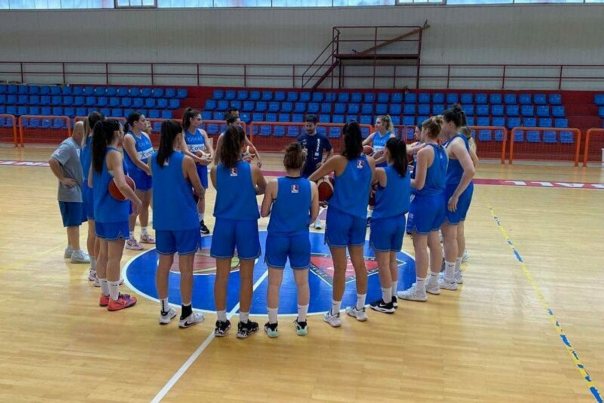 Εθνική Νέων Γυναικών: Φιλικά στην Πολωνία