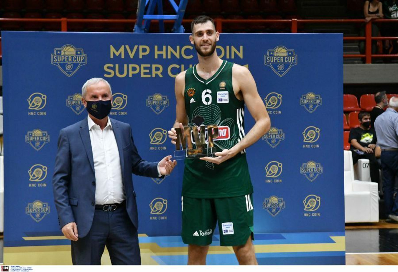 Τελικός Super Cup: Η βράβευση και οι δηλώσεις του MVP Παπαγιάννη (vids)