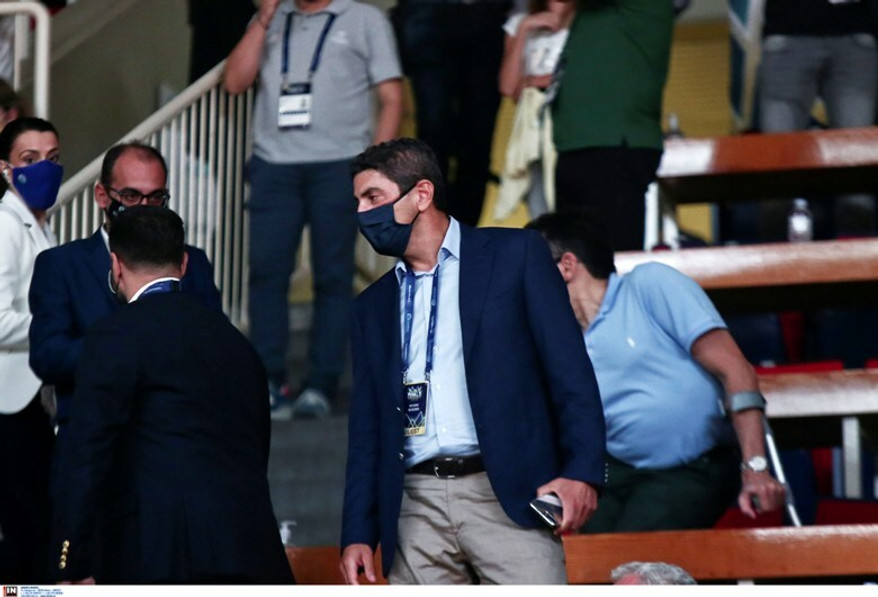 Αυγενάκης: Το κύπελλο το πήρε η Ελλάδα για τη διοργάνωση (pic)