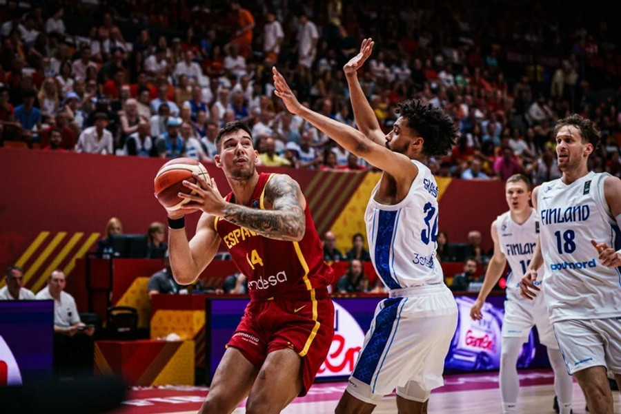 Πέρασε στον τελικό η Ισπανία, 81-74 τη Φινλανδία