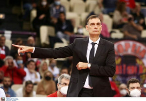 Μπαρτζώκας: &quot;Πρέπει να ελέγξουμε τα συναισθήματά μας και να είμαστε πιο κυνικοί&quot;