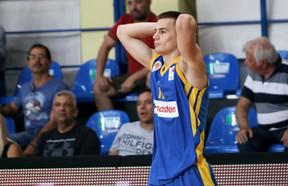 AEK: Λύθηκε το συμβόλαιο με τον Γιάννη Αγραβάνη