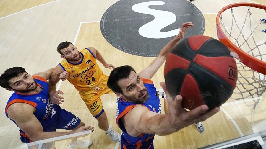 Βαλένθια: Νίκησε την Γκραν Κανάρια, απέκλεισε τη Ρεάλ και πήρε στα ημιτελικά την Μπούργος!