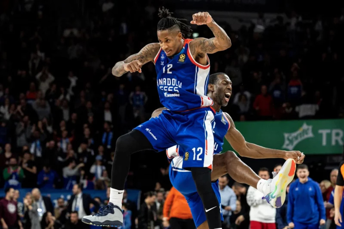 Ο Κλάιμπερν MVP της 22ης αγωνιστικής της EuroLeague (vid)