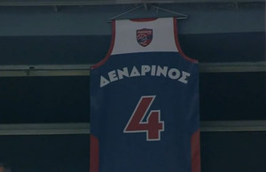 O Πανιώνιος απέσυρε τη φανέλα του Μάκη Δενδρινού (pics &amp; vid)