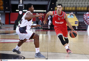Με μαγικό δεύτερο ημίχρονο ο Ολυμπιακός 86-75 την Αρμάνι Μιλάνο