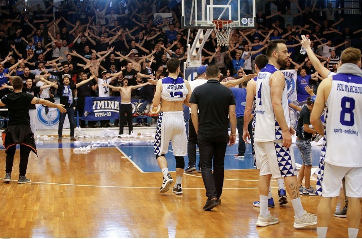 Η εντυπωσιακή ατμόσφαιρα στο Ιβανόφειο πριν από το τζάμπολ (video)