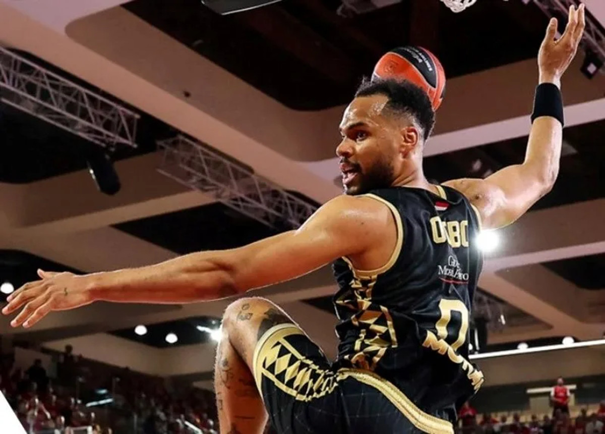Σαρωτική η Μονακό 97-80 και 1-0 την Μπαρτσελόνα (vids)