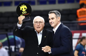 ΣΠΑΚ ΑΕΚ: Αίθουσα &quot;Νίκος Μπαμπανικολός&quot; στη SUNEL Arena
