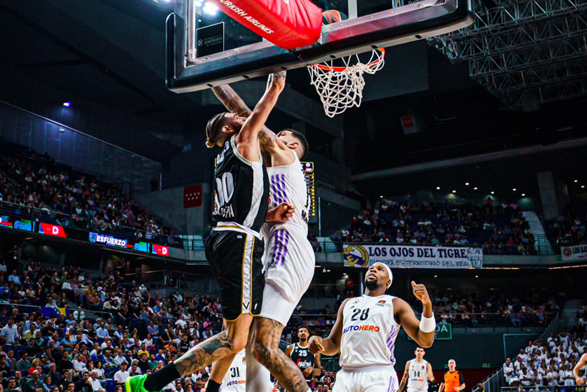 EuroLeague: Το... poster του Κορντινιέ στον Ταβάρες στην κορυφή του Top-10 (video)