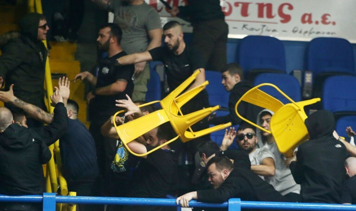 Φωτογραφία με τις... καρεκλιές στο Περιστέρι-Άρης πόσταρε ο Πιτίνο (pic)