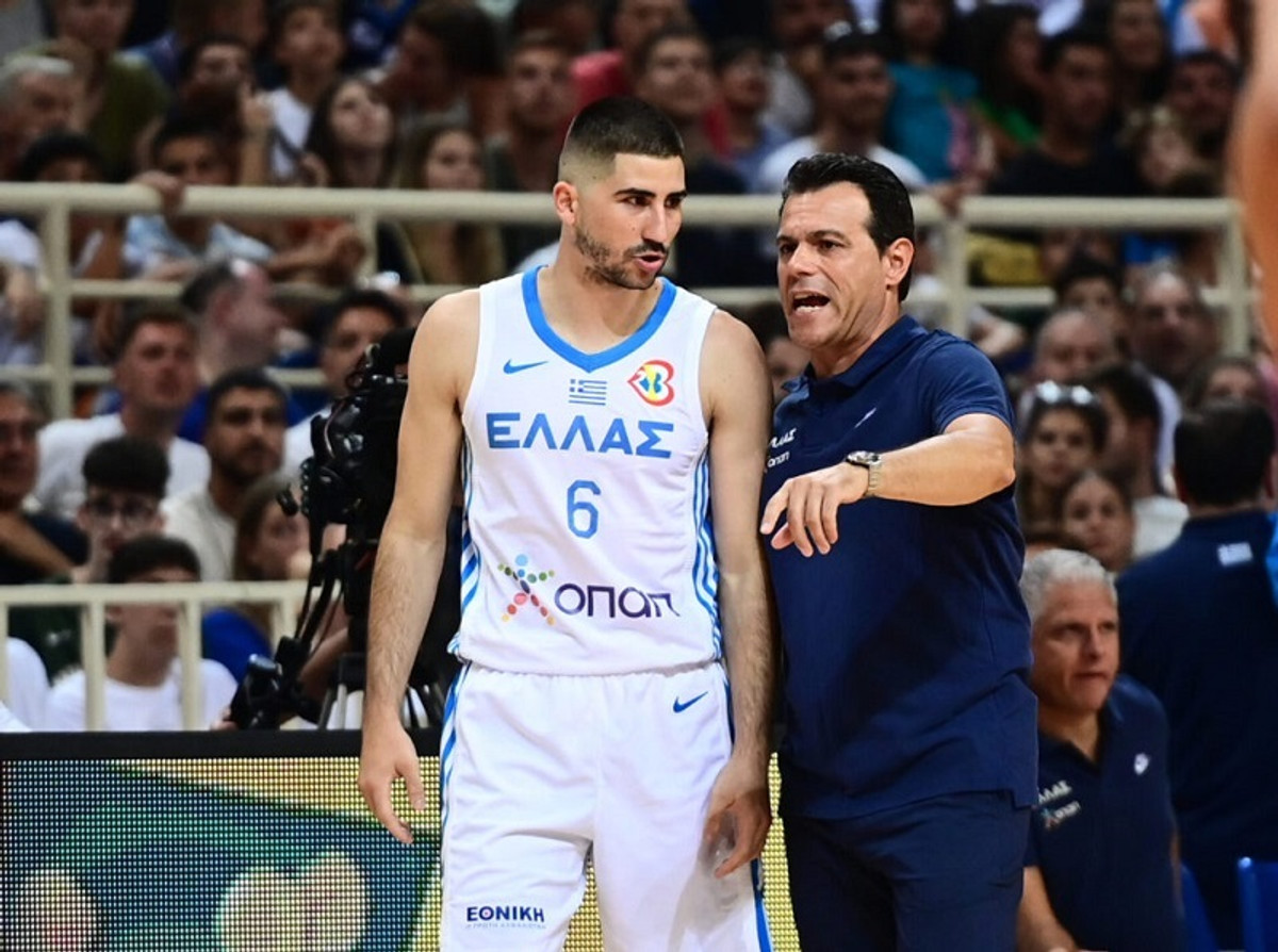 Ιτούδης: &quot;Ιδιαίτερη στιγμή η βράβευση του Γκάλη, να συνεχίσουμε να βελτιωνόμαστε&quot;