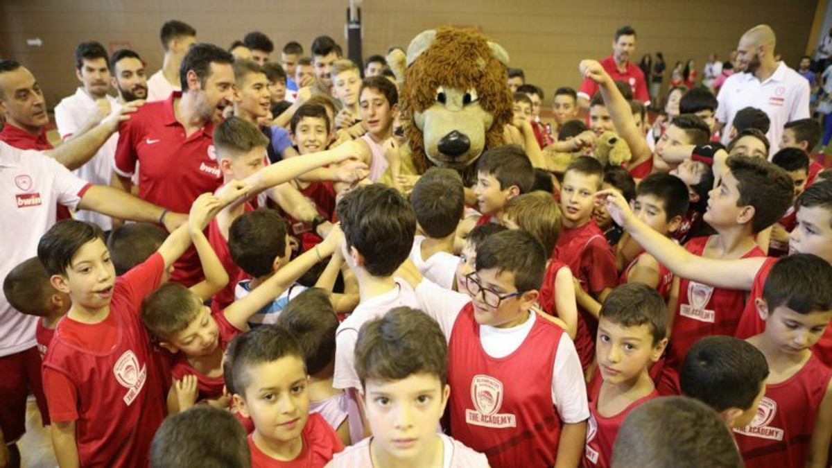 Η τελετή λήξης της Olympiacos Academy (pics-vid)