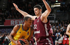 Η Μπάγερν το γερμανικό ντέρμπι, 82-65 την Άλμπα στο Βερολίνο (vid)