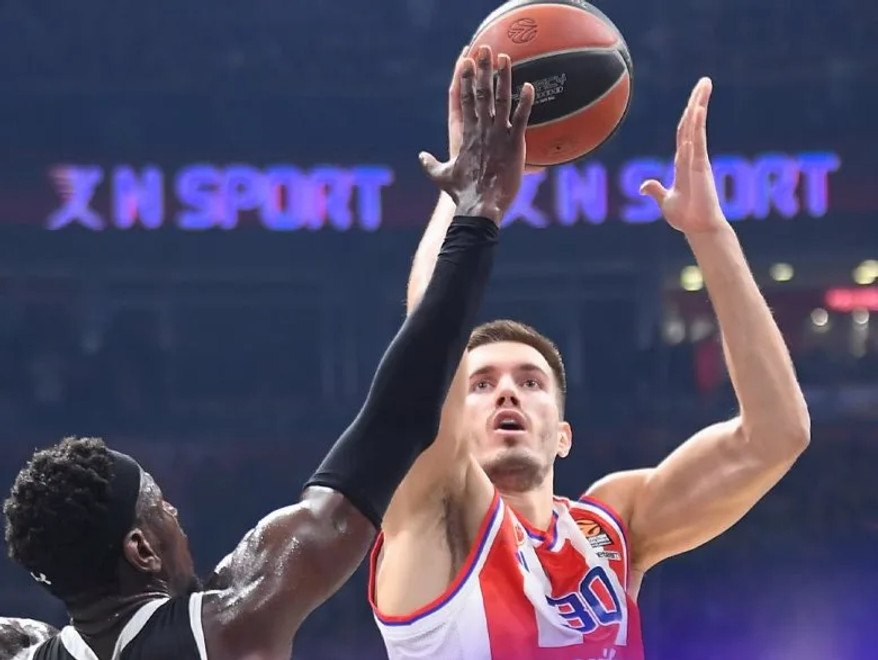 Στον Ερυθρό Αστέρα το ντέρμπι, 73-71 την Παρτιζάν (vids)