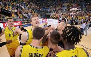 EuroCup: Το σήκωσε η Γκραν Κανάρια του Λάκοβιτς, 71-67 την Τουρκ Τέλεκομ και πάει EuroLeague! (vids)