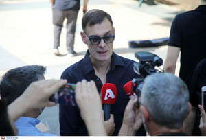 Μπαρτζώκας και Παπανικολάου &quot;αποχαιρέτησαν&quot; τον Γιάννη Ιωαννίδη (vid)
