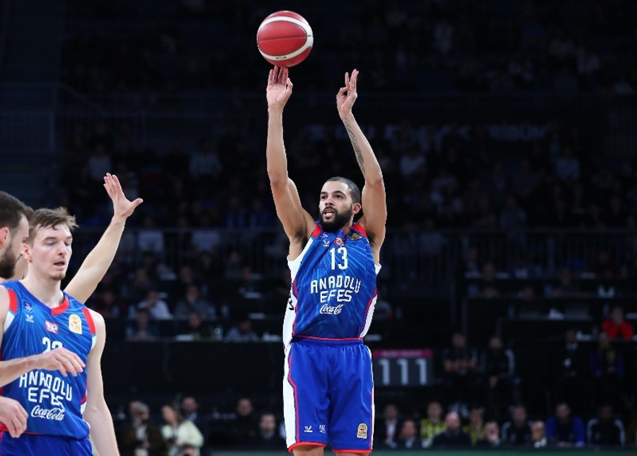 Η Εφές 81-80 τη Φενέρμπαχτσε στο ντέρμπι της Πόλης (vids)