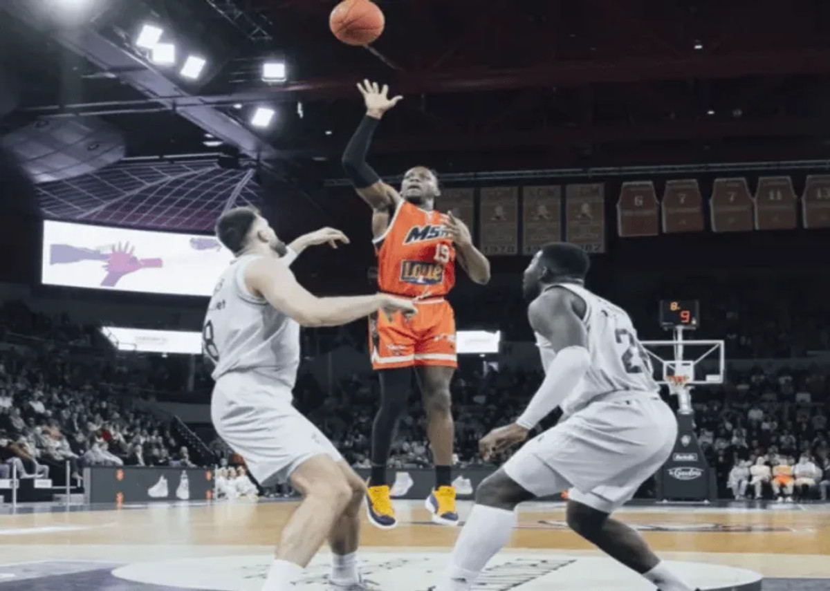 Η Λε Μαν νίκησε 84-76 την Παρί και την οδήγησε σε 2η σερί ήττα για πρώτη φορά