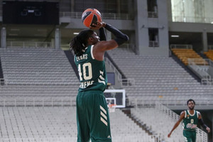Παναθηναϊκός: Χωρίς τον Τζέρεμι Έβανς στο Super Cup της Πάτρας