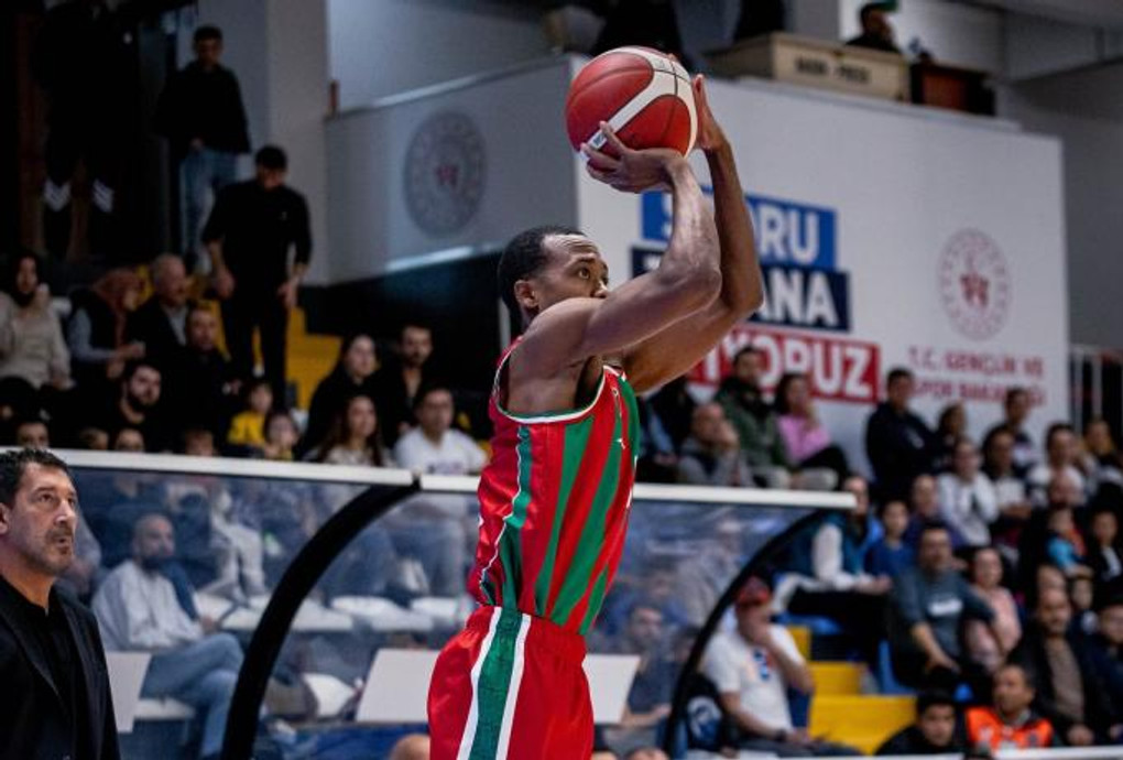 Νίκη για την Καρσίγιακα πριν υποδεχθεί τον Κολοσσό