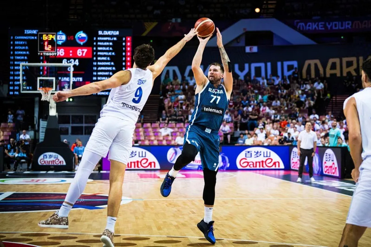 Η Σλοβενία 106-96 το Ισραήλ με ρεσιτάλ Ντόντσιτς, πρώτη η Γαλλία (vids)