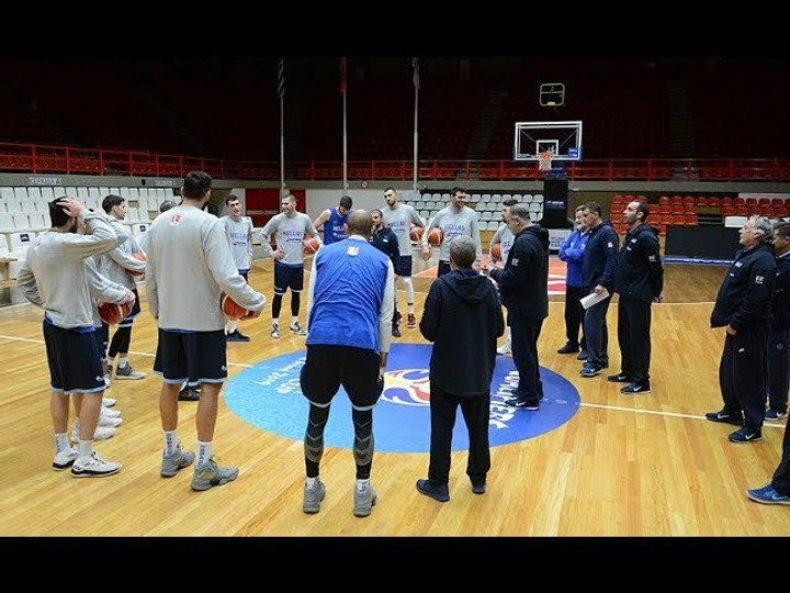 Η προπόνηση της Εθνικής στην Πάτρα (video)