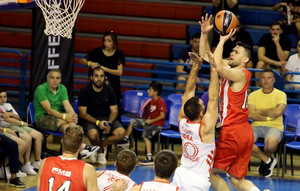 Τα highlights της ευρείας νίκης του Ολυμπιακού επί του Ερυθρού Αστέρα (vid)