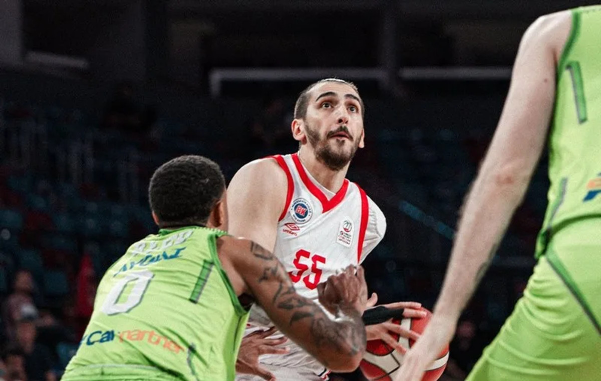 BSL: Ισοφάρισε η Μπαχτσεσεχίρ, 75-65 την Τόφας