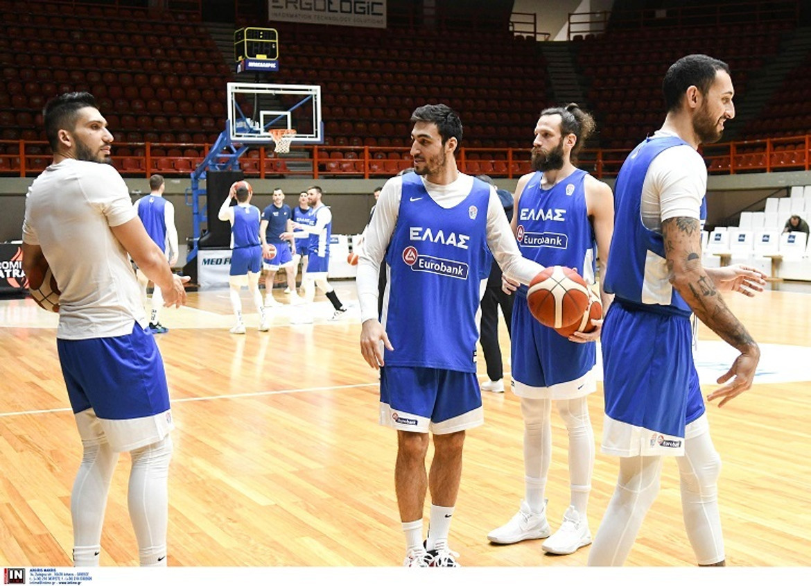 Εθνική: Εκτός 12άδας Γ.Αγραβάνης και ο Καλαϊτζάκης
