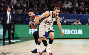 Εφές-Αρμάνι Μιλάνο 77-83: Τα highlights του ντέρμπι (vid)