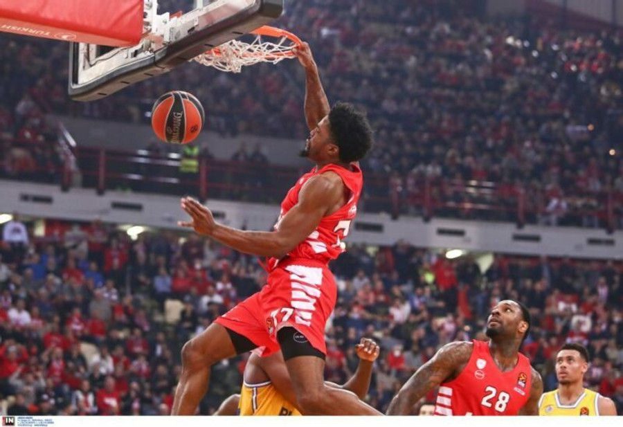 ΜακΚίσικ και Παπαγιάννης στο Top-10 της EuroLeague (vid)