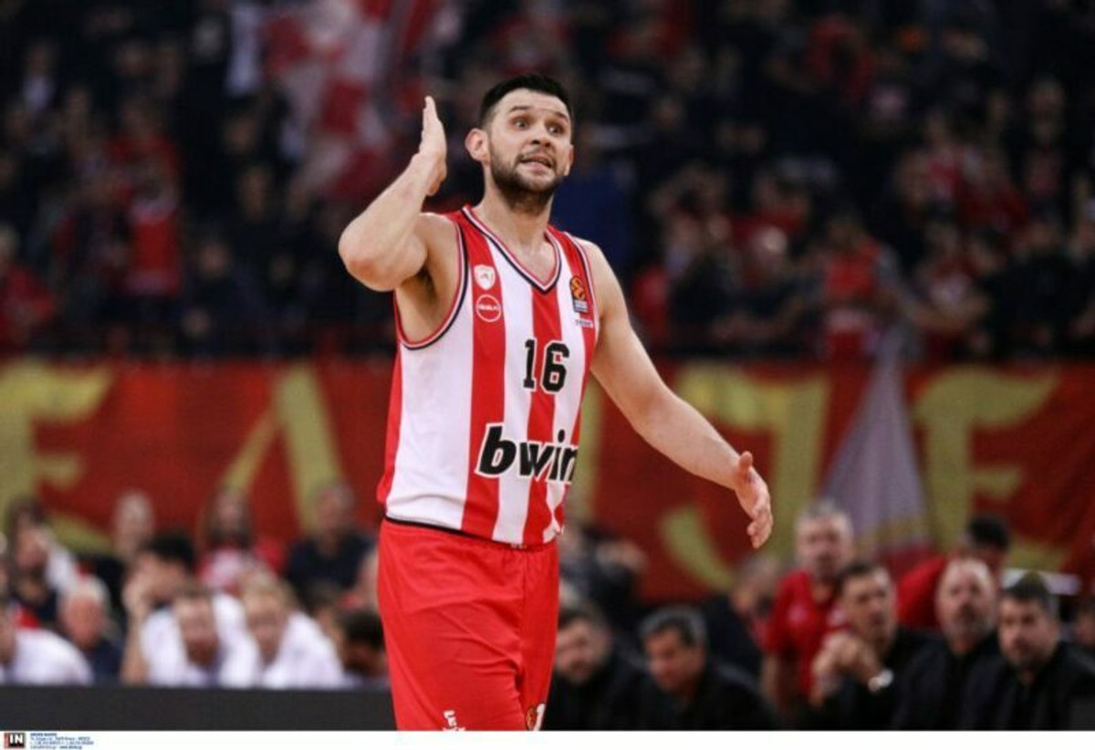 LIVE STREAMING: Μαρούσι-Ολυμπιακός στις 20:15