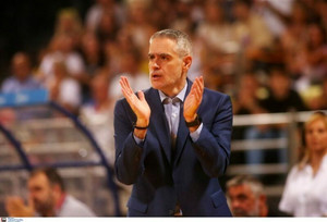 Καστρίτης: &quot;Όλες οι ομάδες παίζουν το ίδιο σκληρά με μας&quot;!
