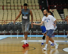 Εθνική: Προπονήθηκε ο Γιάννης Αντετοκούνμπο - Επίσκεψη από Διαμαντίδη και Παπαλουκά (pics)