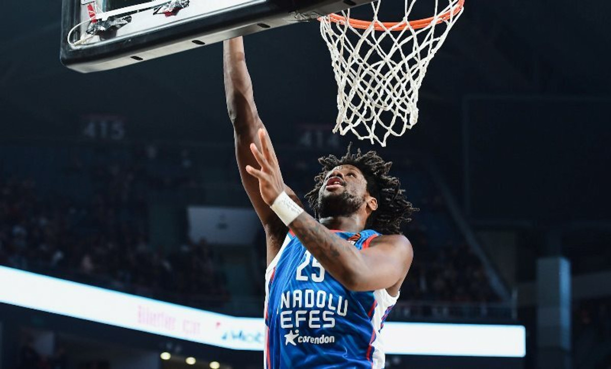 Εύκολα η Εφές 98-73 την Πετκίμ