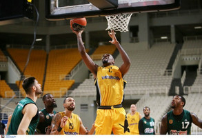 Καλύτερη η ΑΕΚ, 87-77 τον Παναθηναϊκό σε πρόβα Super Cup