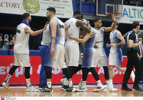 Τρομερό ρεκόρ 20ετίας από τον rookie Χολαργό!