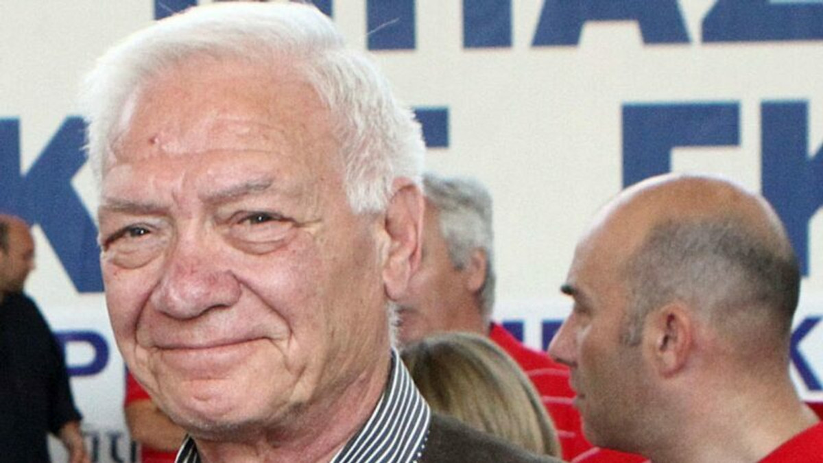 Πένθος για την απώλεια του Βαγγέλη Λυμπεράτου