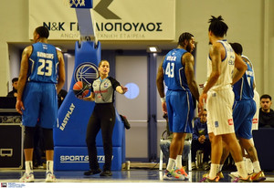 ΚΑΕ Ιωνικός: &quot;Παραδόξως τελείωσε το ματς χωρίς να χρεωθεί φάουλ ο Τσίκληρας&quot;