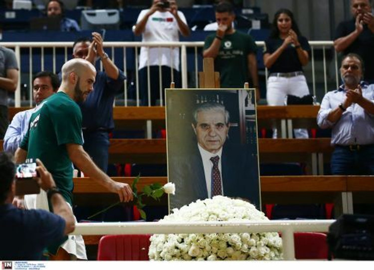 Τιμή στη μνήμη του Παύλου Γιαννακόπουλου από τον ΕΣΑΚΕ