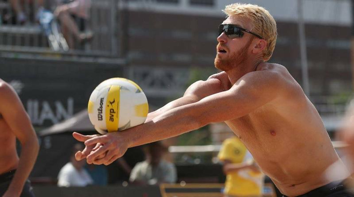 Από τα παρκέ του ΝΒΑ στην άμμο και το beach volley!