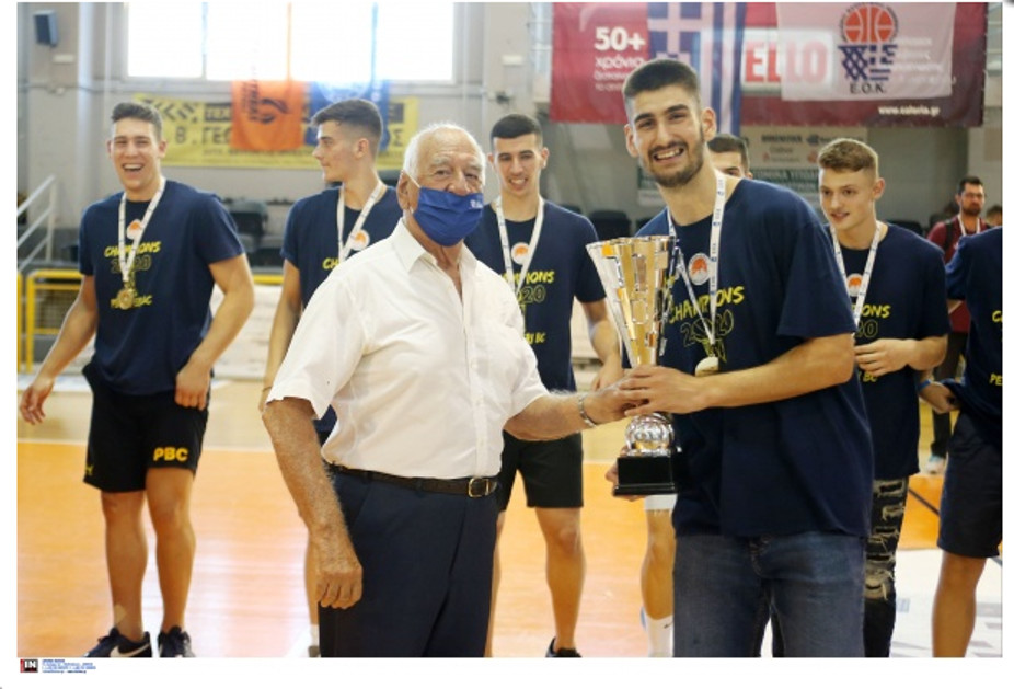 Βησσαρίου: &quot;Χάσαμε το καλοκαίρι μας, αλλά άξιζε τον κόπο, είμαστε πρωταθλητές&quot;!
