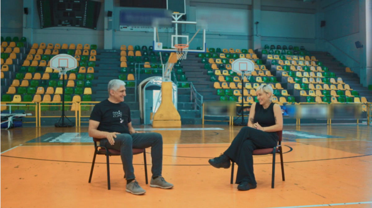 Γήπεδο Ζωής: Ο Coach Παναγιώτης Γιαννάκης υποδέχεται την Πηνελόπη Αναστασοπούλου (vid)