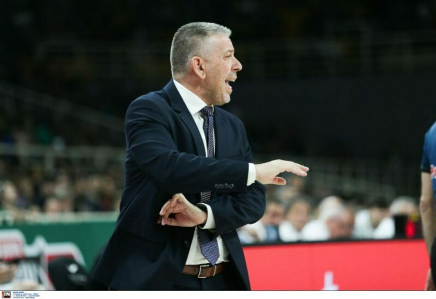 Παπαθεοδώρου: "Σε ποια άλλη χώρα της Ευρώπης διακόπτεται το πρωτάθλημα για 23 μέρες;" (vid)