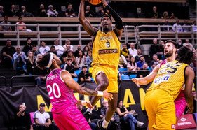 BCL Top-5: Στην κορυφή ο ΜακΓκριφ της ΑΕΚ (vid)