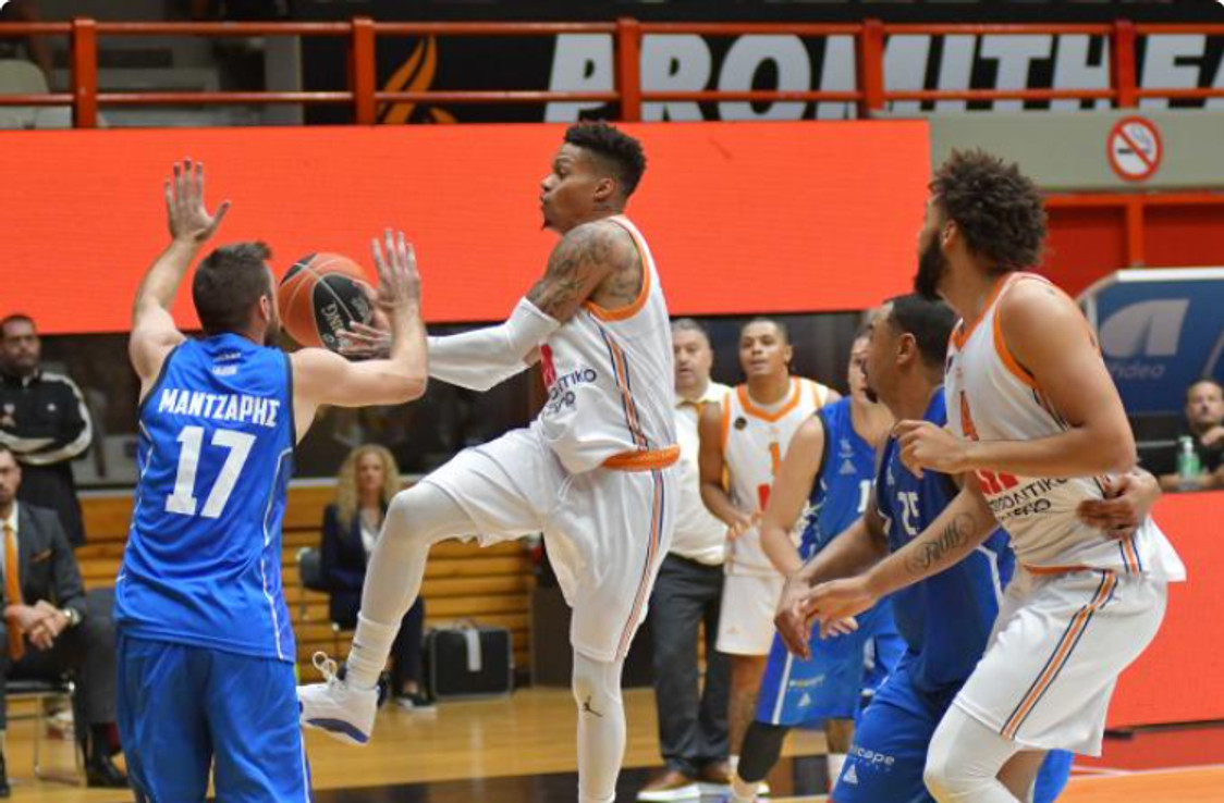 Με &quot;σόου&quot; του Γιανγκ ο Προμηθέας, 97-84 τον Ιωνικό (vids &amp; pics)